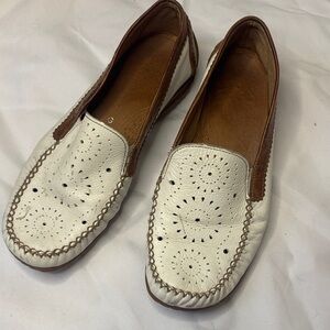 Gabor White and Brown Casual Shoes